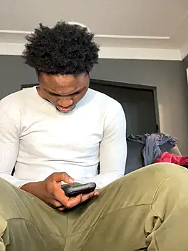 Festivitiesking1 online show from November 11, 3:17 pm