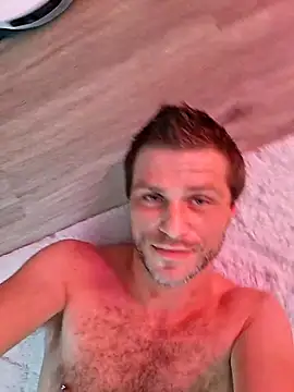 JonBoi8812 online show from December 17, 6:58 pm