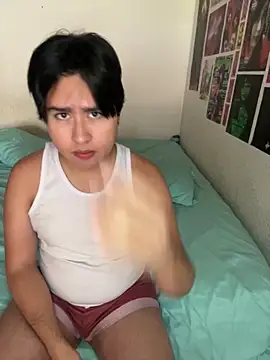 Snapshot of shinji-18 chatting on October 29, 4:54 pm shinji-18 online show from October 29, 4:54 pm