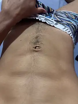 Snapshot of E_Himeros chatting on December 27, 11:21 pm E Himeros online show from December 27, 11:21 pm