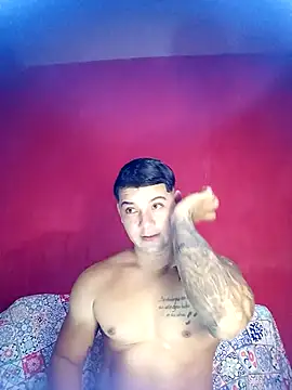 Snapshot of paul_luis chatting on October 25, 12:56 am paul luis online show from October 25, 12:56 am