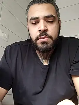 Dikkiduohottt online show from May 13, 1:41 pm