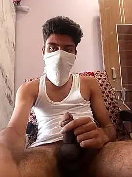 Snapshot of xxxgayroy12 chatting on January 2, 8:06 am xxxgayroy12 online show from January 2, 8:06 am