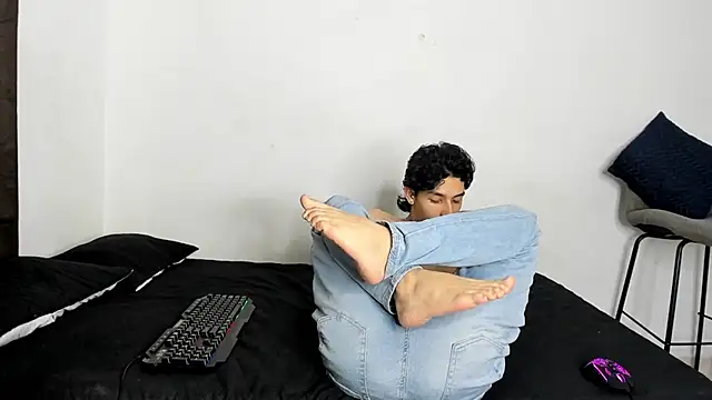 evanscollins online show from December 19, 10:39 pm