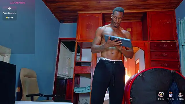 Iker bigdick online show from February 25, 7:37 pm