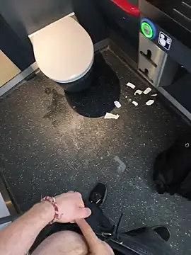 DrownMentallyyy online show from November 30, 7:10 am