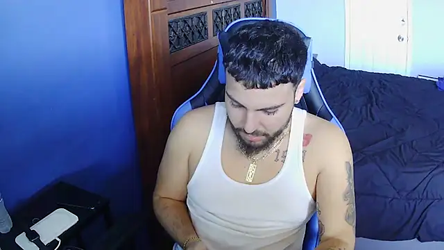 Snapshot of MasterKvn chatting on March 14, 5:46 pm MasterKvn online show from March 14, 5:46 pm