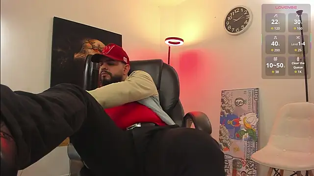 Ethan Castellano online show from November 24, 8:32 pm