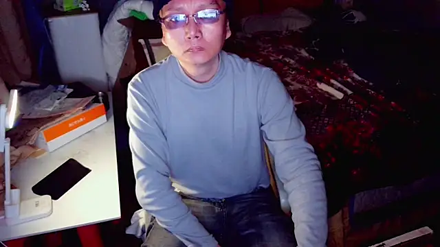 hotkaier online show from March 27, 4:30 pm