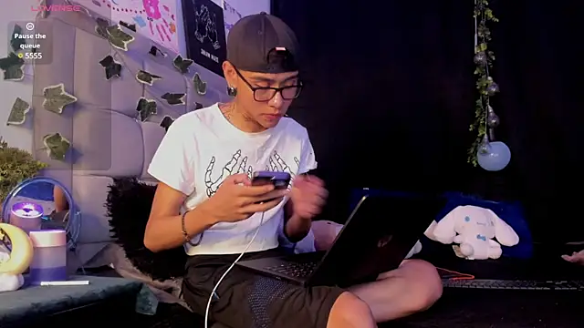 jacks hotter online show from January 28, 3:47 am