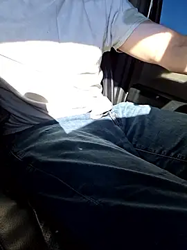 Spunwhiteboy1992 online show from February 11, 8:58 pm