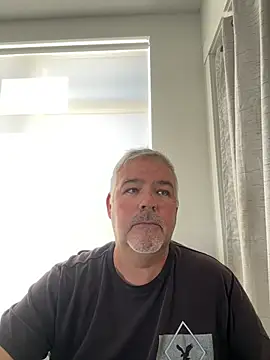 Snapshot of aarosteev2 chatting on February 6, 2:37 pm aarosteev2 online show from February 6, 2:37 pm