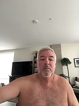 Snapshot of aarosteev2 chatting on February 26, 2:46 pm aarosteev2 online show from February 26, 2:46 pm