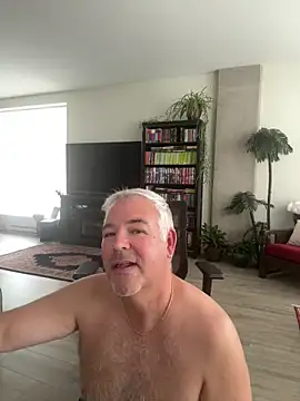 Snapshot of aarosteev2 chatting on September 18, 2:19 pm aarosteev2 online show from September 18, 2:19 pm