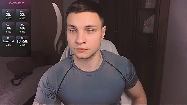 handsome guy01 online show from February 14, 10:59 pm