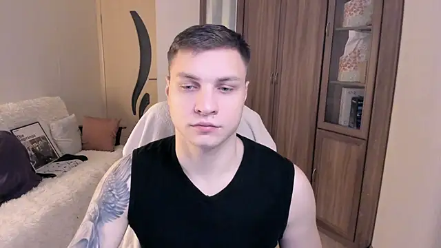 handsome guy01 online show from September 19, 1:50 am