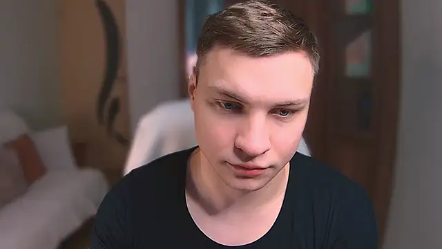 handsome guy01 online show from February 23, 2:03 am