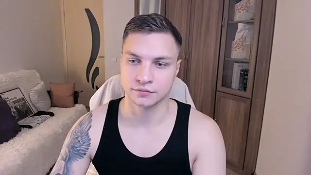 handsome guy01 online show from September 16, 6:42 pm