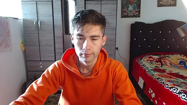 Snapshot of samael1107 chatting on October 28, 6:21 pm samael1107 online show from October 28, 6:21 pm