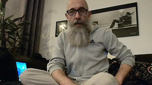 Kingsscepter online show from April 15, 7:58 pm