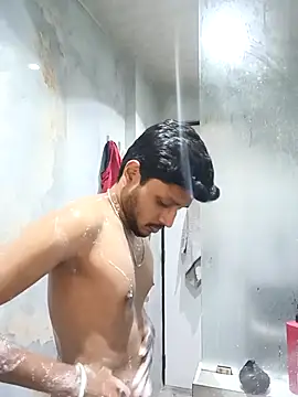 skinnyyyyyyyyy online show from April 7, 3:39 am