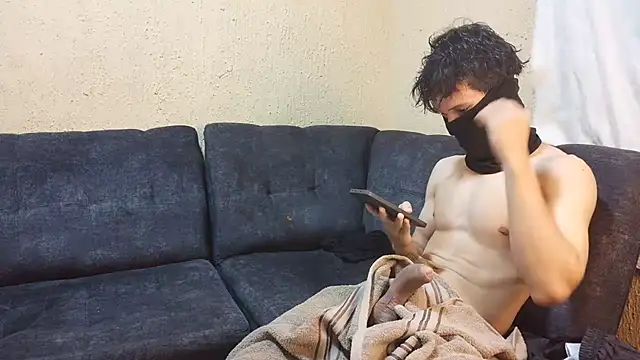 Danielraz online show from July 9, 1:21 am