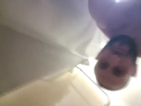 maccdaddy87 online show from May 27, 1:57 am