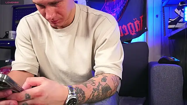 Snapshot of vance_rulez chatting on October 20, 7:07 pm vance rulez online show from October 20, 7:07 pm