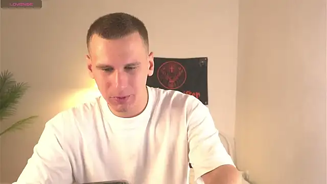 Snapshot of vance_rulez chatting on September 17, 7:37 pm vance rulez online show from September 17, 7:37 pm