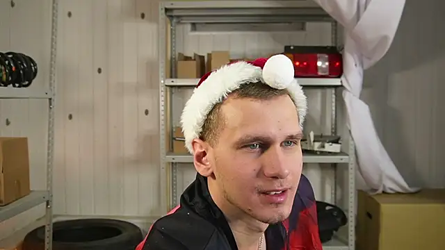 Snapshot of vance_rulez chatting on December 26, 6:41 am vance rulez online show from December 26, 6:41 am