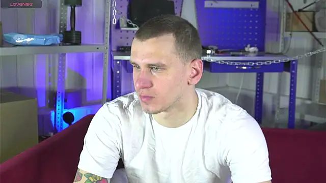 Snapshot of vance_rulez chatting on March 12, 7:35 am vance rulez online show from March 12, 7:35 am