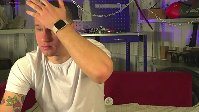 Snapshot of vance_rulez chatting on March 1, 7:42 am vance rulez online show from March 1, 7:42 am