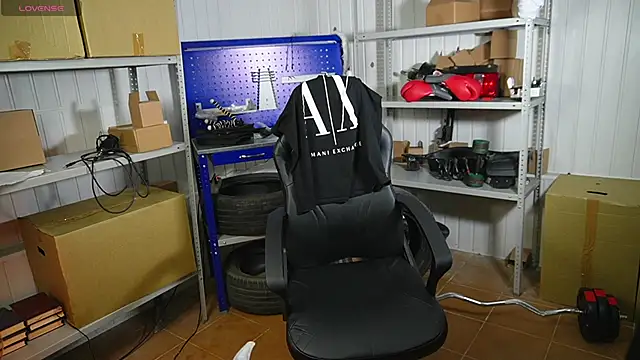 Snapshot of vance_rulez chatting on February 6, 6:40 am vance rulez online show from February 6, 6:40 am