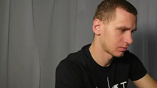 Snapshot of vance_rulez chatting on December 28, 8:16 am vance rulez online show from December 28, 8:16 am