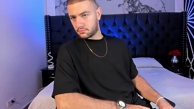 MaximusDick1  online show from April 11, 12:20 pm