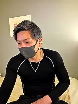 da--------i online show from November 29, 2:19 pm