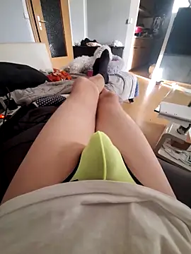 Snapshot of hotbi1981 chatting on October 31, 7:45 am hotbi1981 online show from October 31, 7:45 am