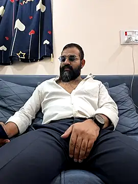 Fun Guuy online show from January 19, 4:15 am