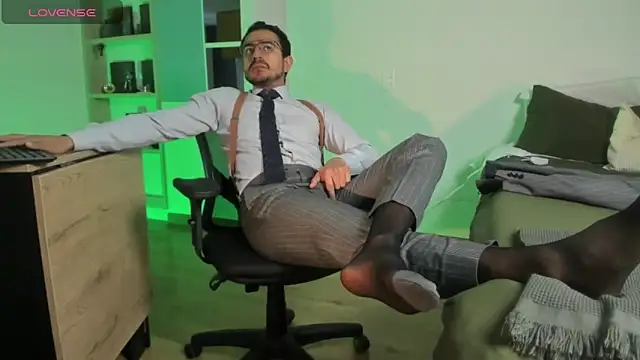 pablo-rincon95 online show from February 13, 1:05 pm