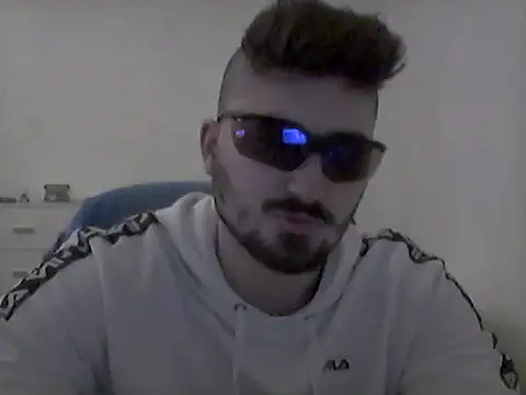 Hkl95555 online show from December 19, 10:42 pm