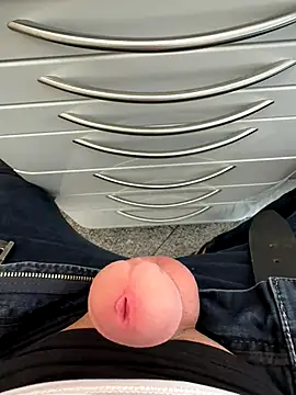 kareem0010 online show from September 12, 10:48 am