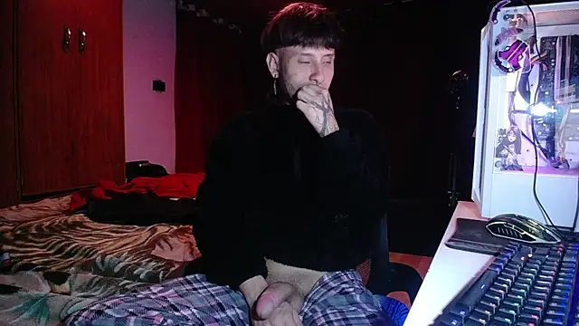 esjrobles online show from March 17, 6:51 am