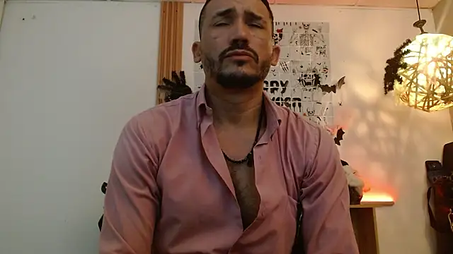 Snapshot of Reiko_85_ chatting on October 25, 7:59 pm Reiko 85  online show from October 25, 7:59 pm