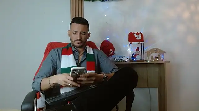 Reiko 85  online show from December 3, 3:18 pm