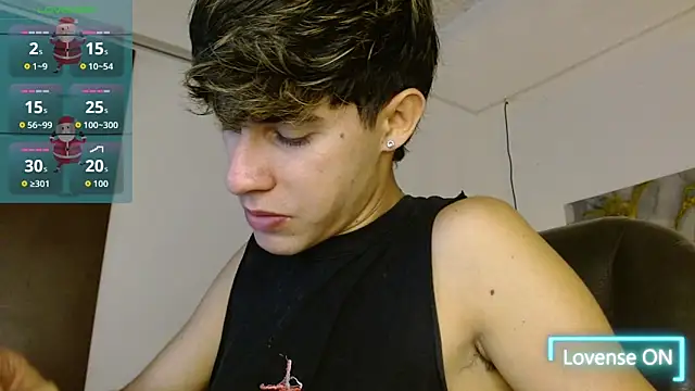 Dyla n18 online show from December 18, 7:32 pm