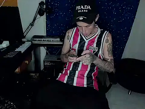 patrik tattoo  online show from December 4, 5:05 am