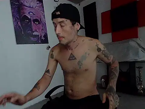 patrik tattoo  online show from May 25, 10:38 pm