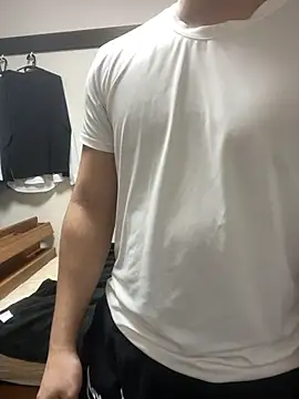 YU-KI00 online show from November 2, 12:20 pm