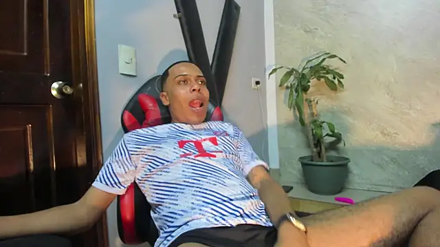 ada-brooke online show from January 25, 3:51 am