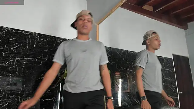 ada-brooke online show from December 3, 3:33 pm